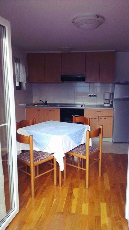 Apartment Zigo Rab Town Exterior foto
